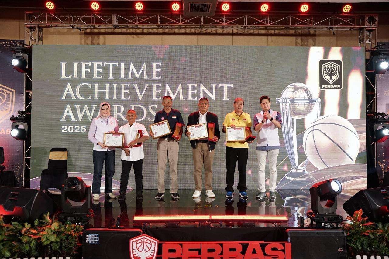 PERBASI Rayakan 74 Tahun Perjalanan dengan Penghargaan Lifetime Achievement