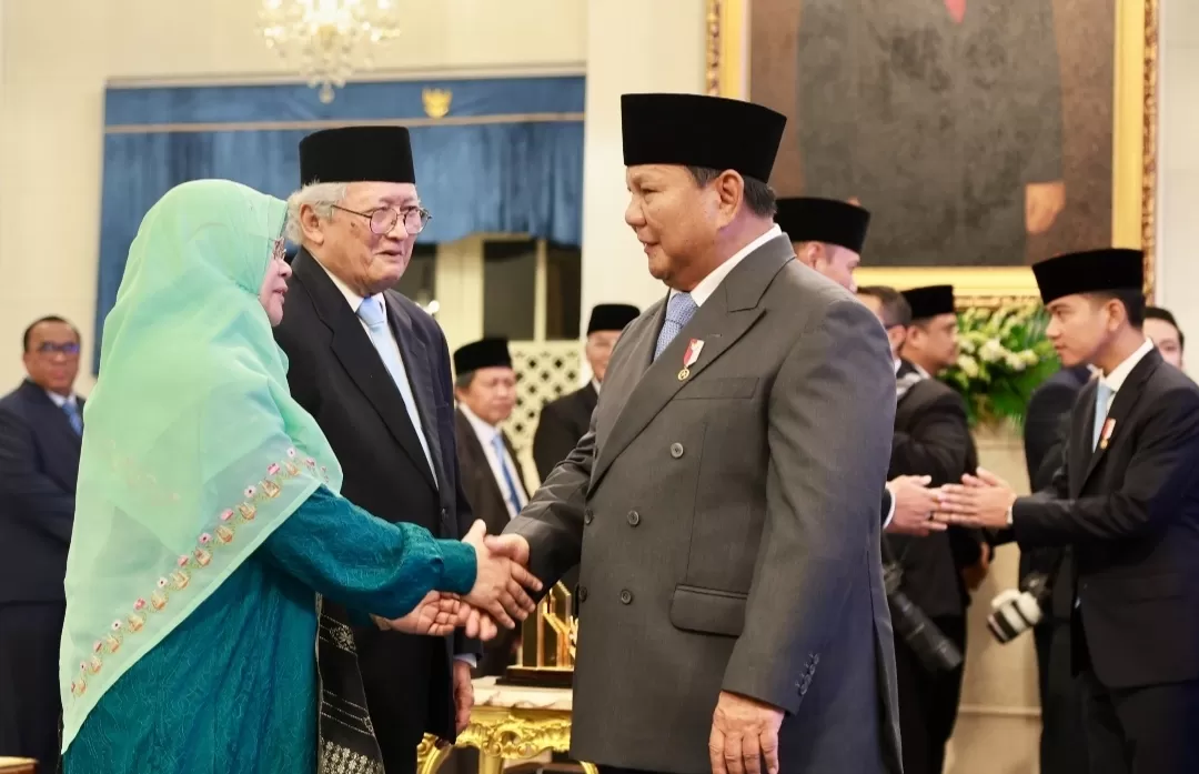 Dari Rakyat untuk Negeri: Penganugerahan Pahlawan Nasional Berjalan Lancar