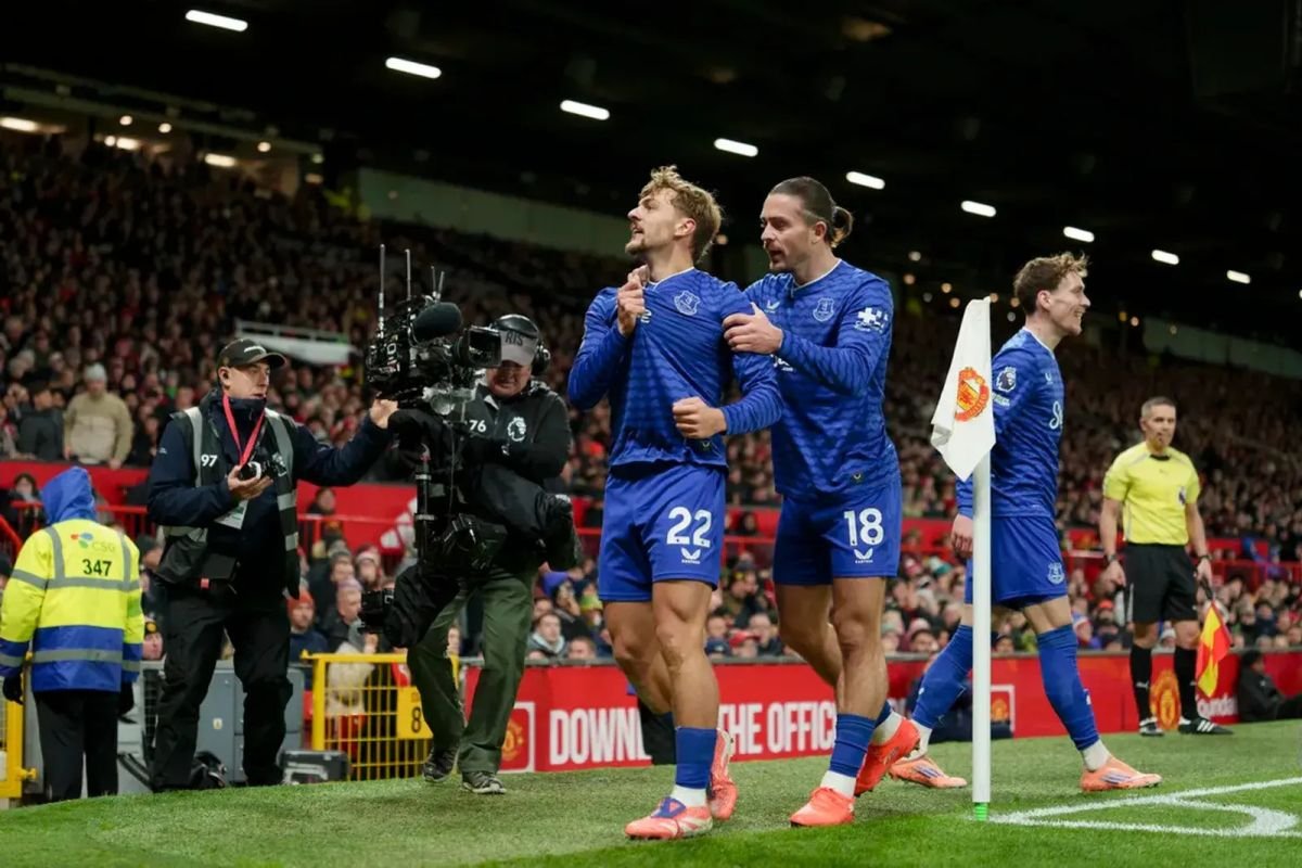 Manchester United Dipermalukan Everton 0-1 di Old Trafford Meski Unggul Jumlah Pemain