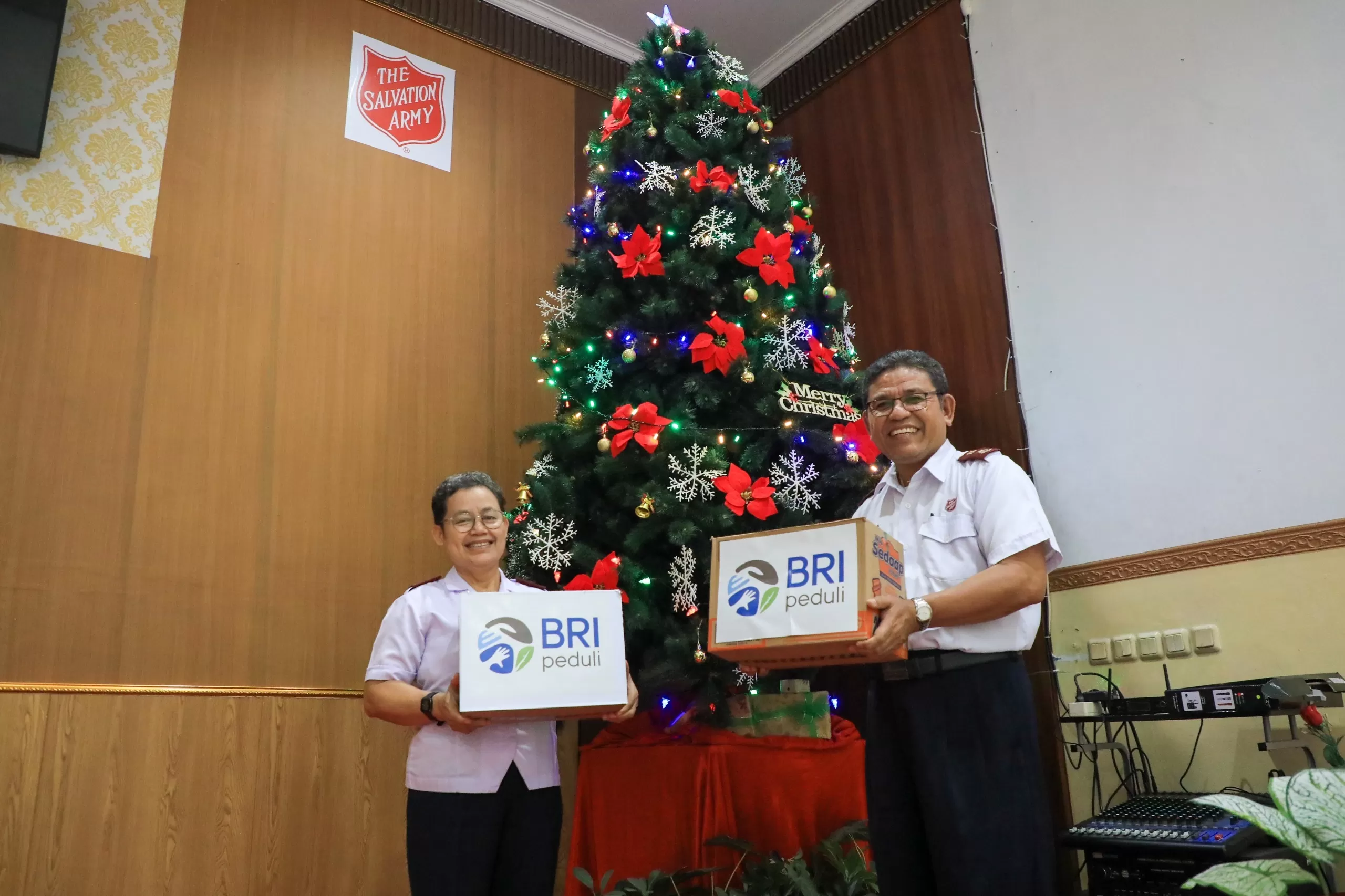 Rayakan Natal 2025, BRI Peduli Salurkan 10.500 Paket Sembako ke Berbagai Daerah