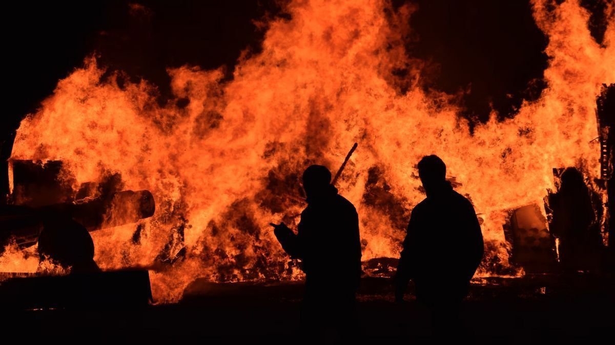 Kebakaran Pasar Induk Kramat Jati Hanguskan 18 Kios, Pedagang Akan Dipindahkan Sementara