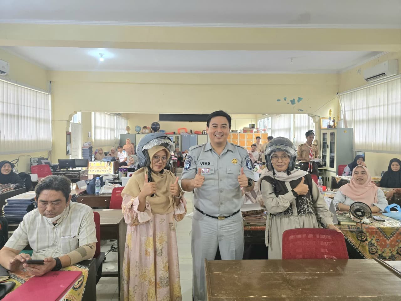 Tingkatkan Kesadaran Keselamatan Lalu Lintas, Jasa Raharja Cabang Cirebon Gelar Pengajar Peduli Keselamatan Lalu Lintas (PPKL) Di SMAN 1 Astanajapura Kab Cirebon