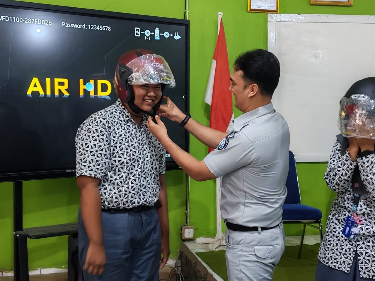 Jasa Raharja Hadirkan Edukasi Keselamatan dan Pertolongan Darurat di SMAN 3 Bone
