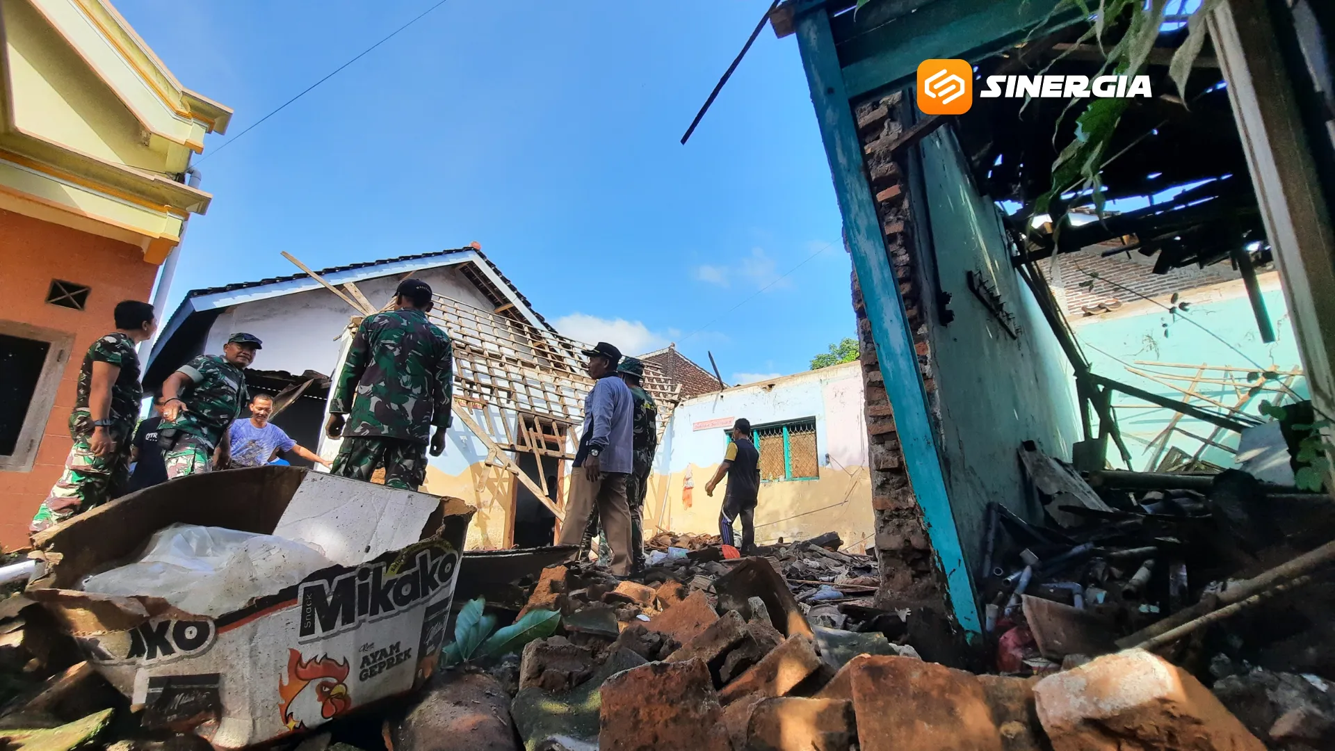 Bangunan SDN 2 Bendo Magetan Roboh Usai Diguyur Hujan, BPBD Lakukan Penanganan