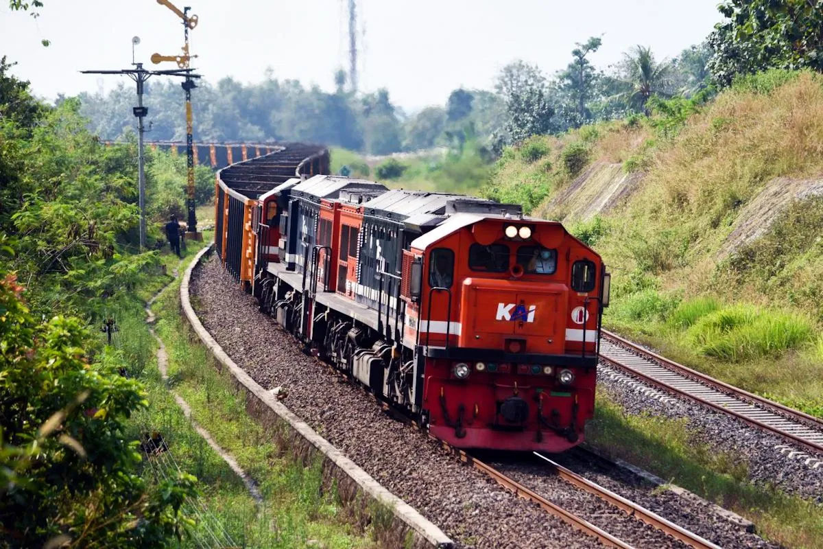 Distribusi Energi Terjaga, KAI Kirim 12 Juta Ton Batu Bara Awal 2026