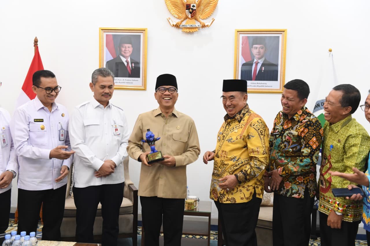 Digitalisasi Desa: Mendes Ajak Manfaatkan Media Sosial dan Data Potensi Lokal