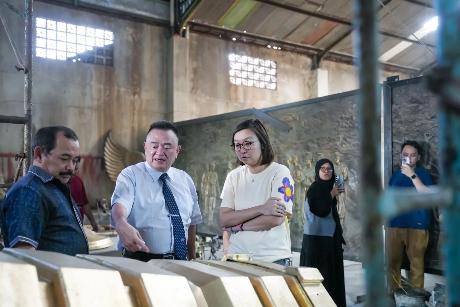 Penyempurnaan Chattra Borobudur Libatkan Seniman Lokal Berkualitas Tinggi