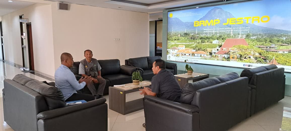 Jasa Raharja Malang Gencarkan Internalisasi dan Inventarisasi Tunggakan Pajak Kendaraan Dinas di Balitjestro, Sekaligus Sosialisasikan E-Samsat