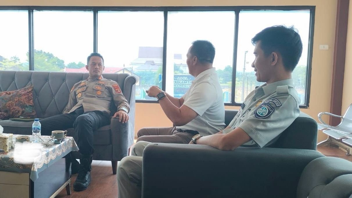 Tim Samsat Pringsewu Koordinasi dengan Kapolres, Bahas Kepatuhan Pajak hingga Program Penurunan Laka Lantas