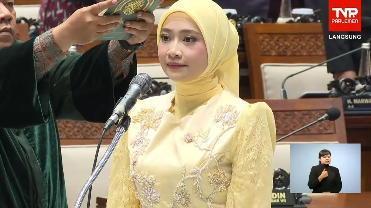 Adela Kanasya Adies Resmi Dilantik Jadi Anggota DPR RI