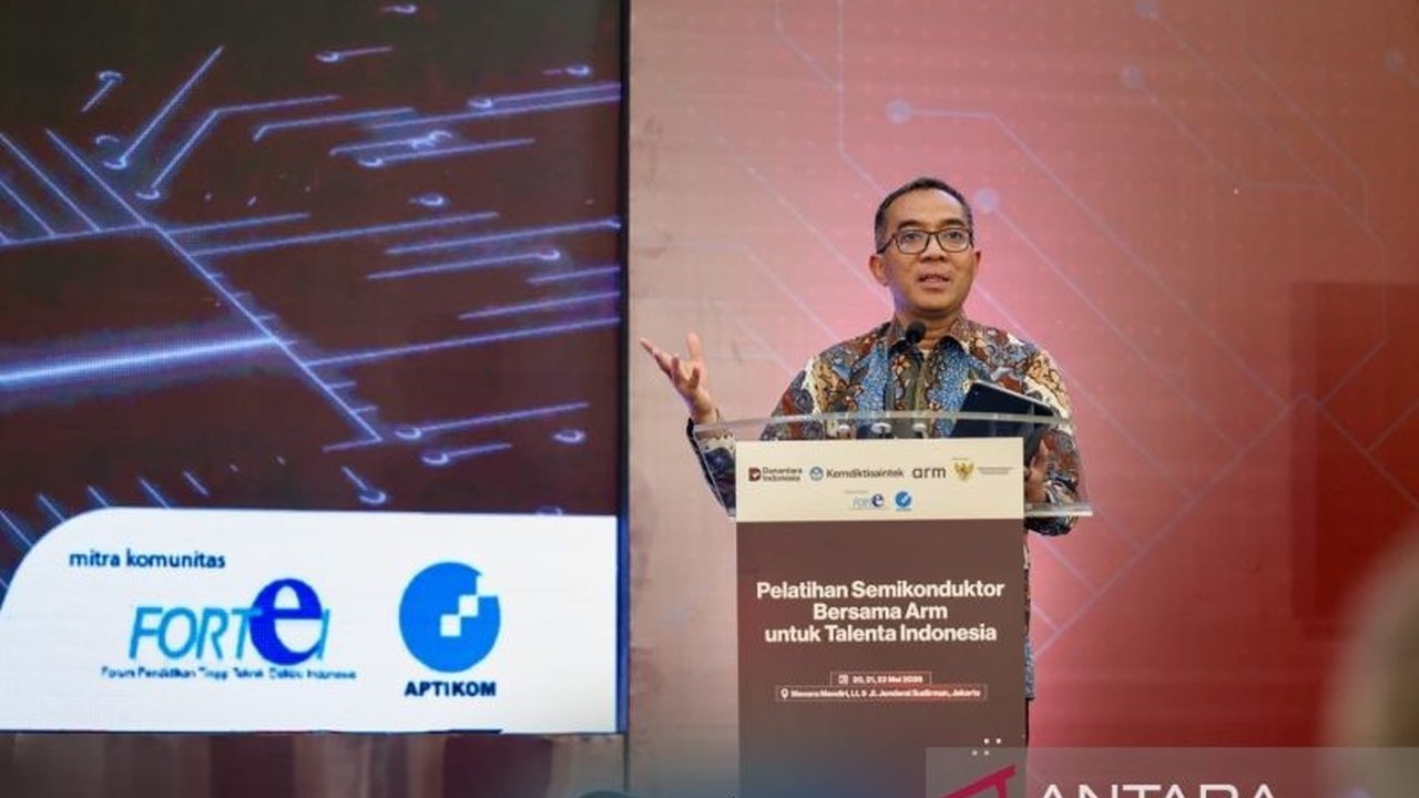 Brian Yuliarto Tekankan Kolaborasi Riset Lintas Disiplin di Era Perubahan Global