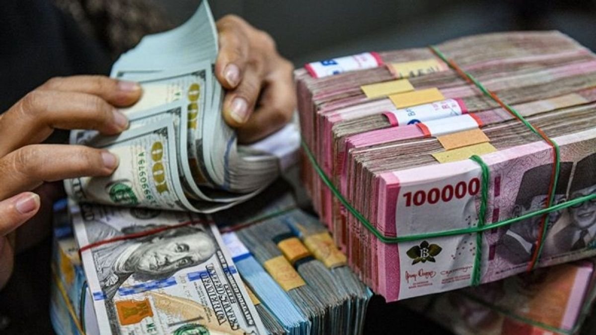 Rupiah Terkoreksi Tipis pada Selasa Pagi, Turun 5 Poin terhadap Dolar AS