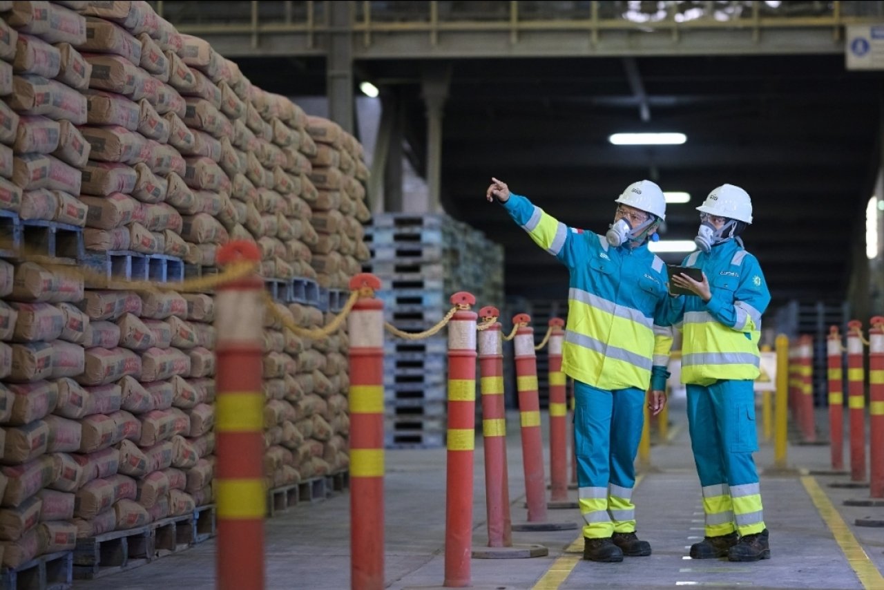 Kinerja SIG Positif, Laba Tembus Rp80 Miliar pada Awal 2026