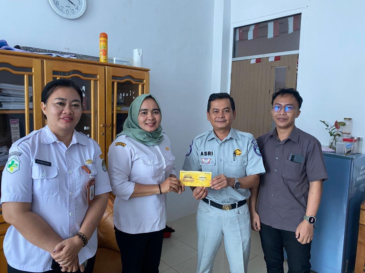Jasa Raharja Ketapang Gencarkan Sosialisasi Program Reward Emas di Pusat Keramaian