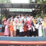 Bersinergi menjaga lingkungan, bersama membangun Jakarta Jasa Raharja Kantor Wilayah Utama DKI Jakarta Salurkan Bantuan Bank Sampah melalui Program CSV