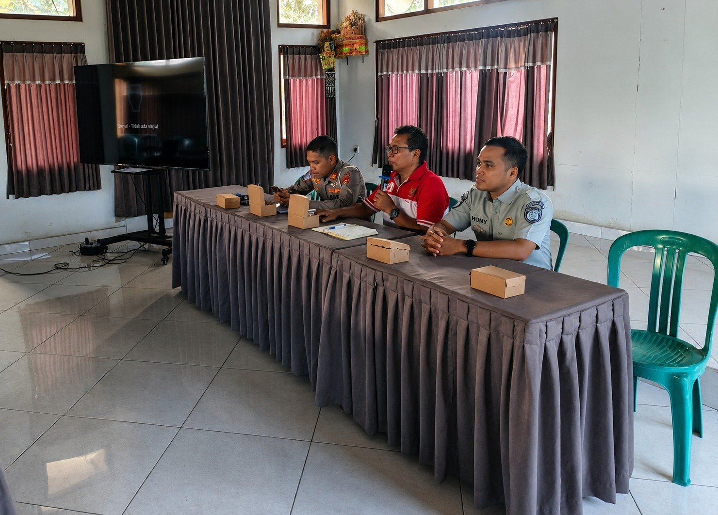 Jasa Raharja Karangasem dan Satlantas Gencarkan Edukasi Keselamatan Berkendara di Desa Sengkidu