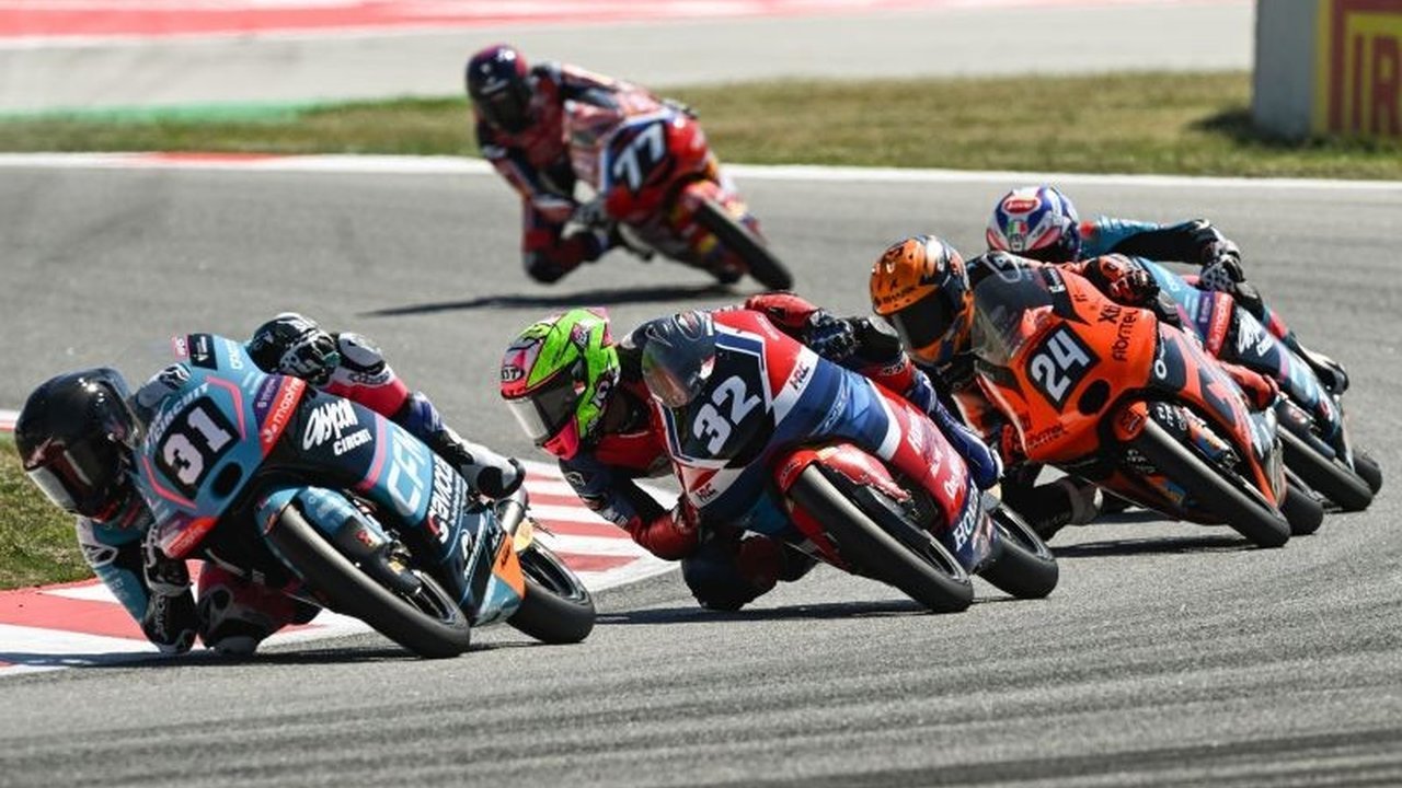 Ramadhipa Naik ke Peringkat Dua Moto3 Junior 2026 Usai Raih Kemenangan Perdana di Estoril