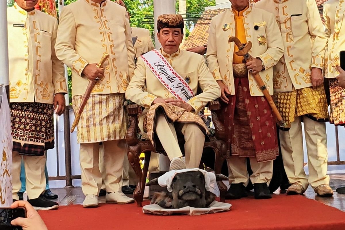 Komarudin Watubun: Jokowi Bukan Lagi Bagian dari PDIP