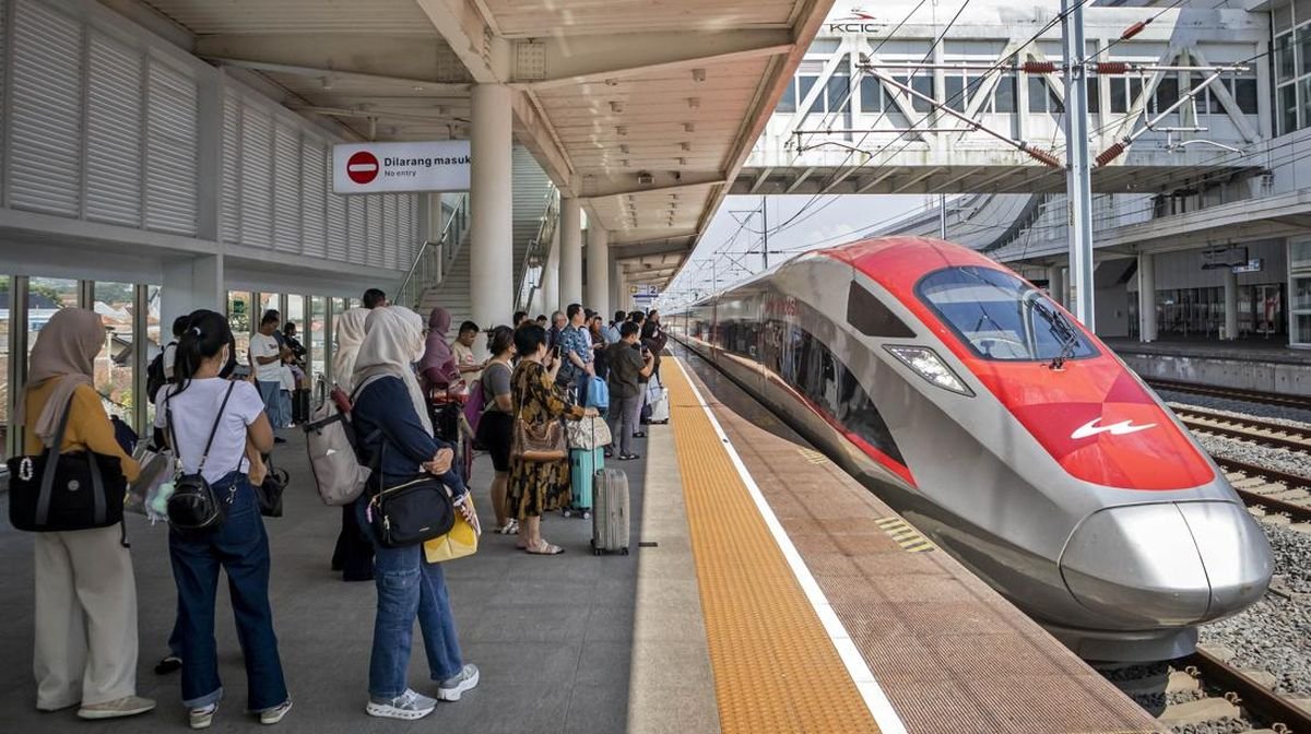 Whoosh Terapkan Tarif Dinamis Mulai Rp250.000, Diskon Rombongan hingga 20 Persen