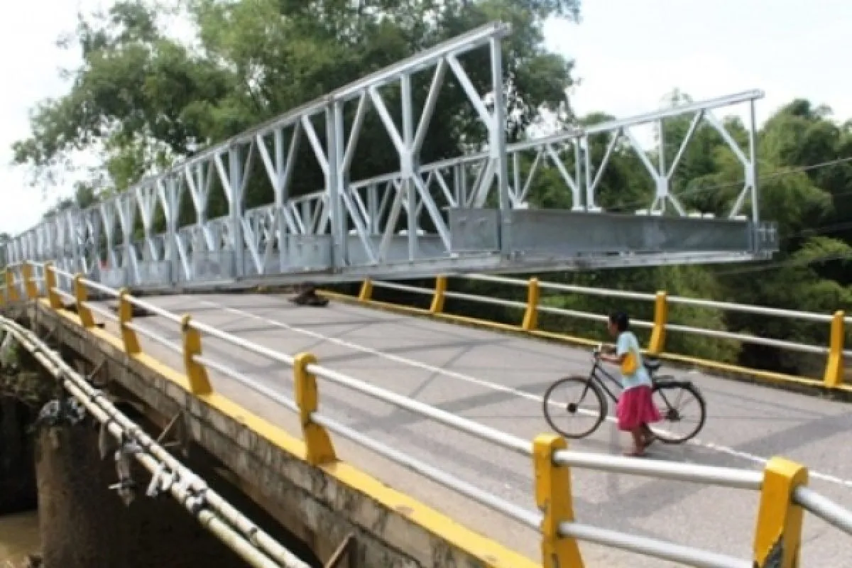 Akses Terputus Akibat Longsor, Jembatan Bailey Mulai Dipasang di Temanggung