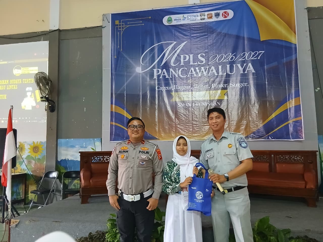 Upaya Keselamatan Lalu Lintas, PT Jasa Raharja (Persero) Cabang Cirebon Gelar Pengajar Peduli Keselamatan Lalu Lintas (PPKL) Di SMAN 1 Kab Kuningan 
