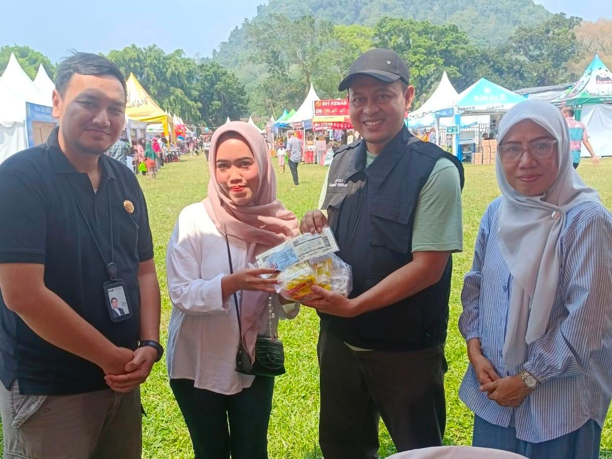 Jasa Raharja dan Tim Pembina Samsat Hadirkan Edukasi dan Apresiasi Wajib Pajak pada Hari Jadi Kabupaten Pesawaran ke-19