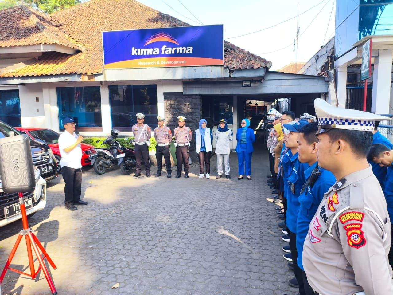 Dorong Kepatuhan Masyarakat, Jasa Raharja Bandung dan Samsat Padjajaran Gelar Pemeriksaan PKB dan SWDKLLJ