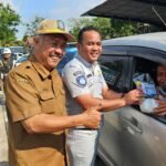 Lengkap SIM, STNK, dan Lunas Pajak: Pengendara Teladan Mendapat Apresiasi Paket Sembako dari Jasa Raharja Kepri dan Tim Pembina Samsat Provinsi Kepri