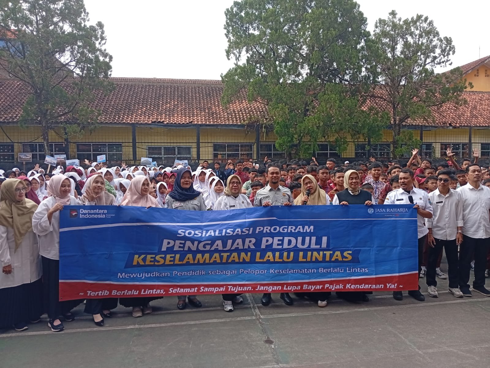 Jasa Raharja Cabang Tasikmalaya Sosialisasikan Keselamatan Berlalu Lintas pada Kegiatan MPLS di SMP Negeri 5 Kota Tasikmalaya
