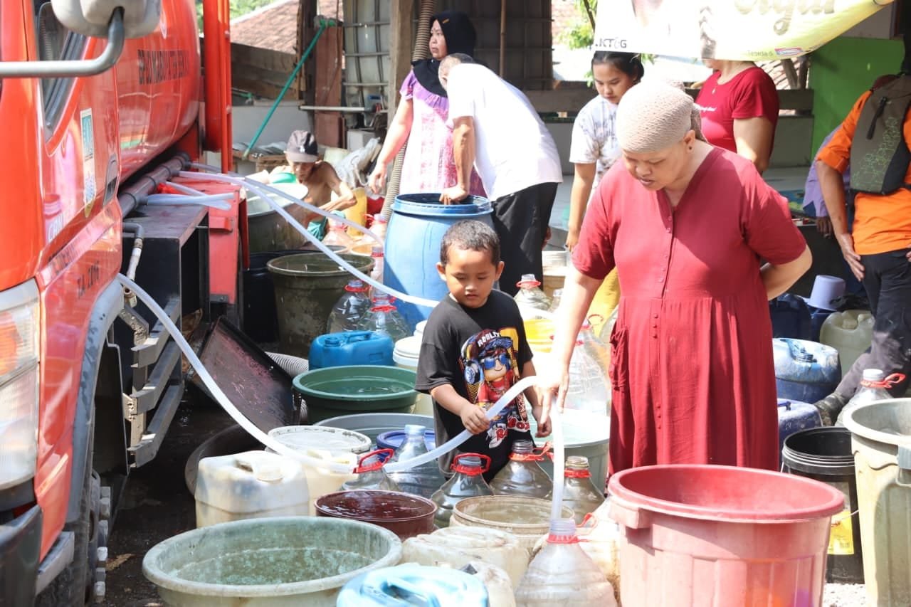 BPBD Bekasi Pastikan Pasokan Air Bersih untuk Warga Terdampak Kekeringan Terpenuhi