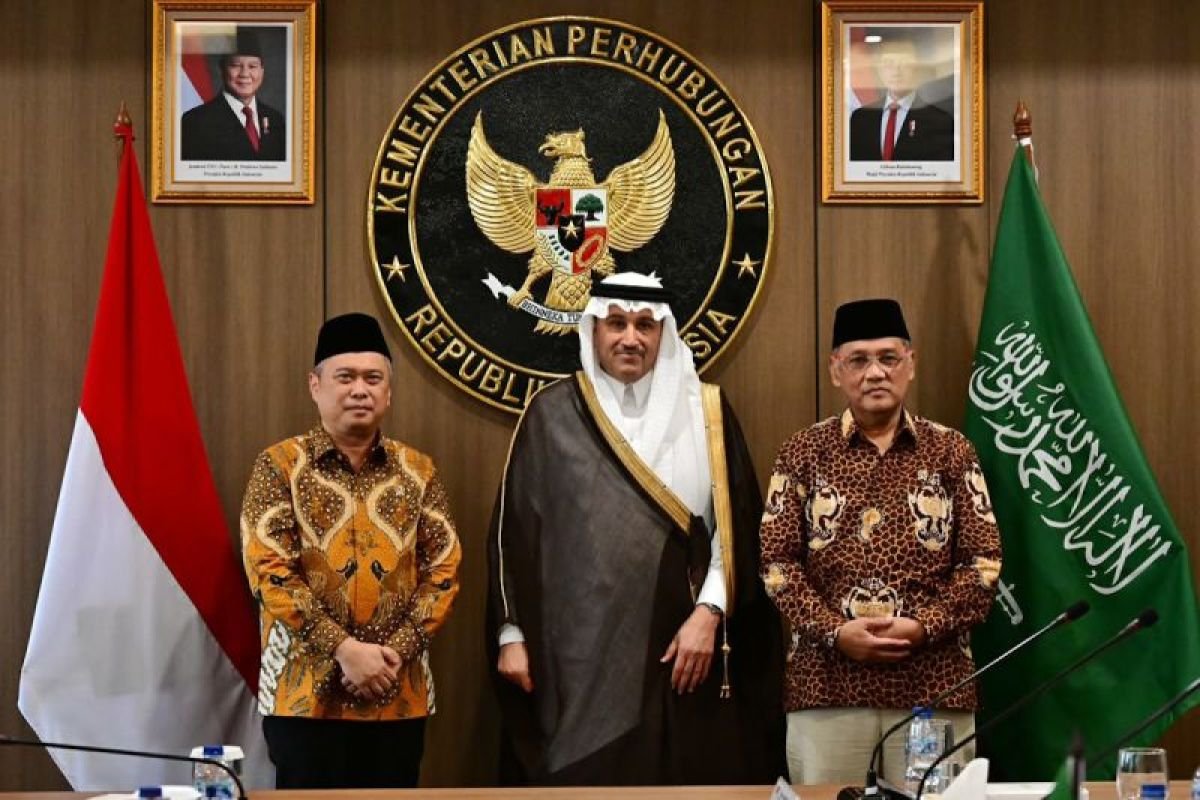 Kemenhub Perkuat Kemitraan Transportasi dengan Arab Saudi, Dorong Rute Penerbangan Baru