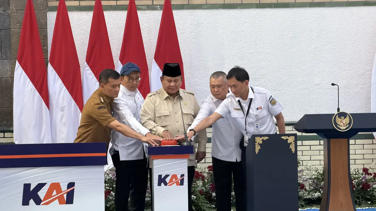 Prabowo Tiba di Stasiun Semarang Tawang, Revitalisasi Cagar Budaya Resmi Diluncurkan