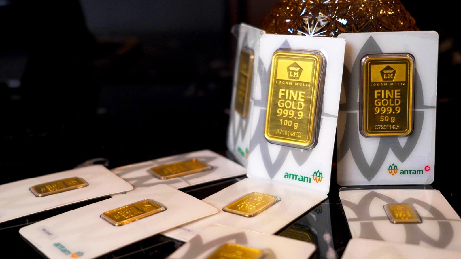 Emas Antam Menguat Lagi, Harga Buyback Ikut Naik ke Rp2,4 Juta per Gram