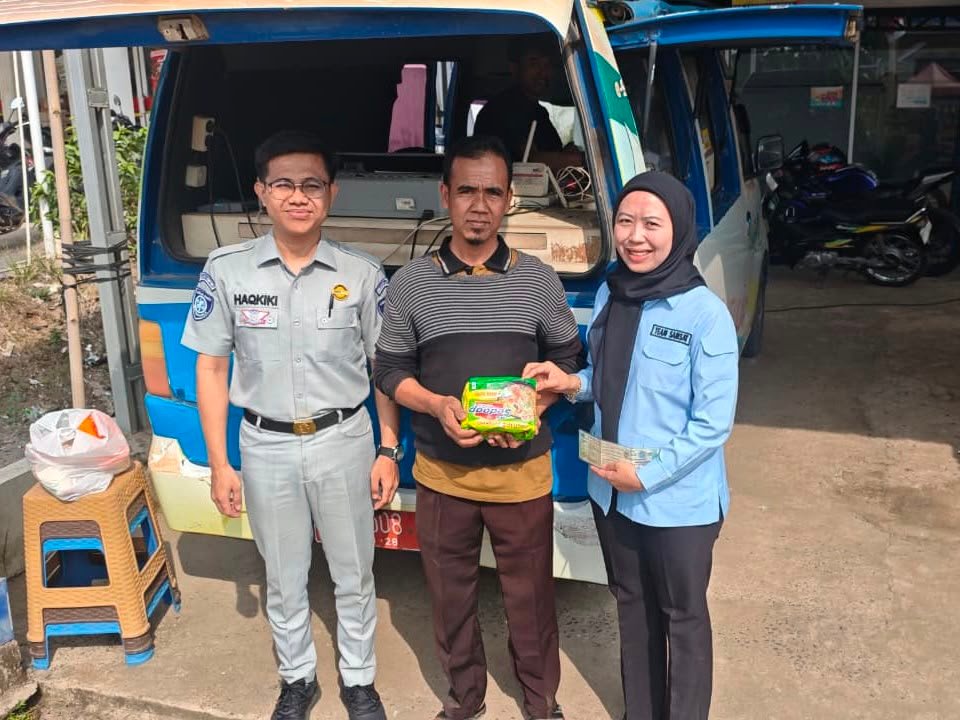 Jasa Raharja Kotabumi Sosialisasikan Program Keringanan Pajak di Samsat Keliling Lampung Utara