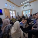 Tim Pembina Samsat Marabahan Sambut Kunjungan Komisi II DPRD Kalsel di Samsat Pembantu Handil Bakti