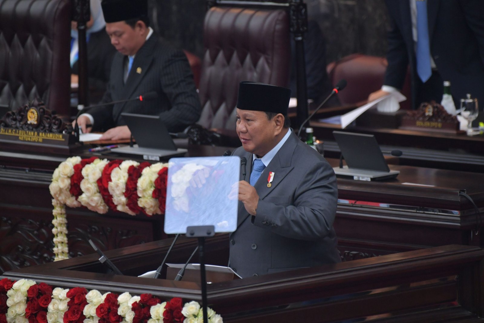 21 Bulan Memimpin, Prabowo Klaim Pemerintah Jalankan 121 Kebijakan untuk Selesaikan Masalah Bangsa