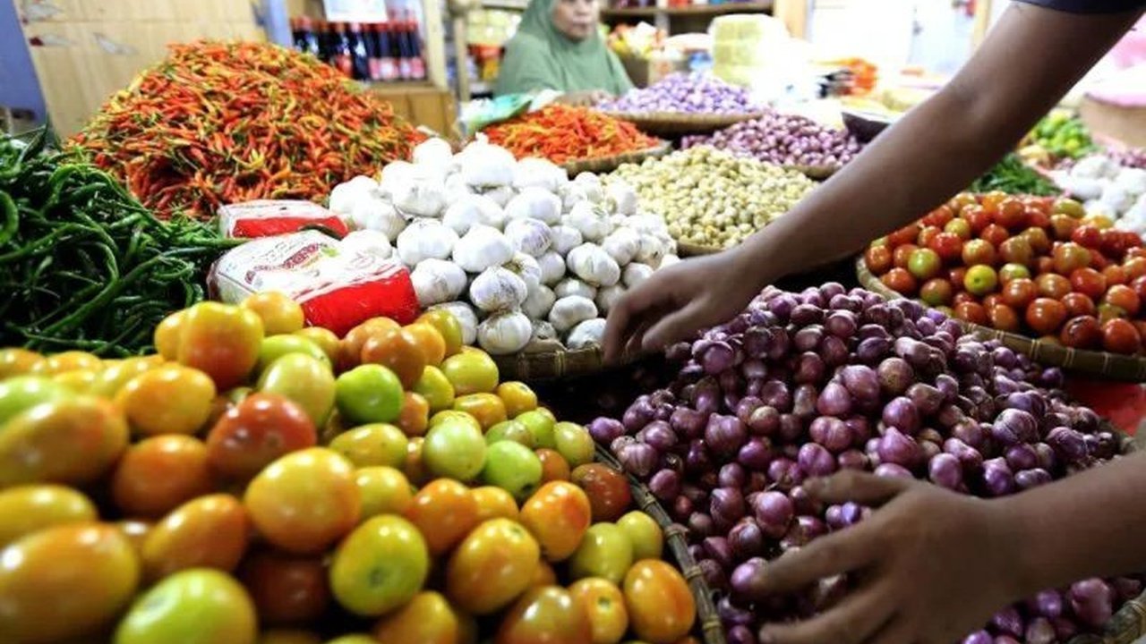 PIHPS Catat Harga Cabai Rawit Rp66.350 per Kg, Telur Ayam Rp28.200