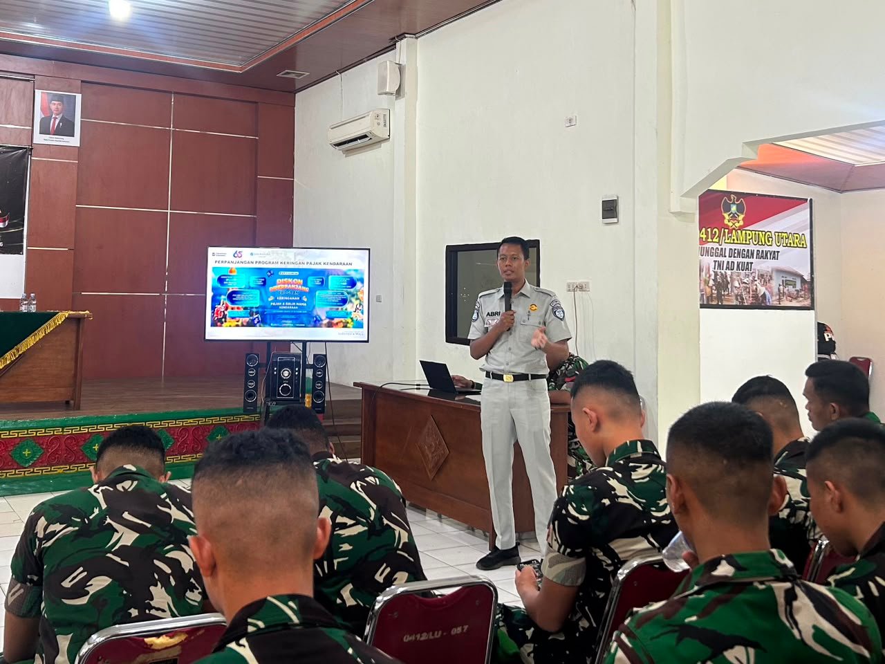 Jasa Raharja Sosialisasikan Keselamatan Berlalu Lintas dan Keringanan Pajak kepada TNI di Lampung Utara