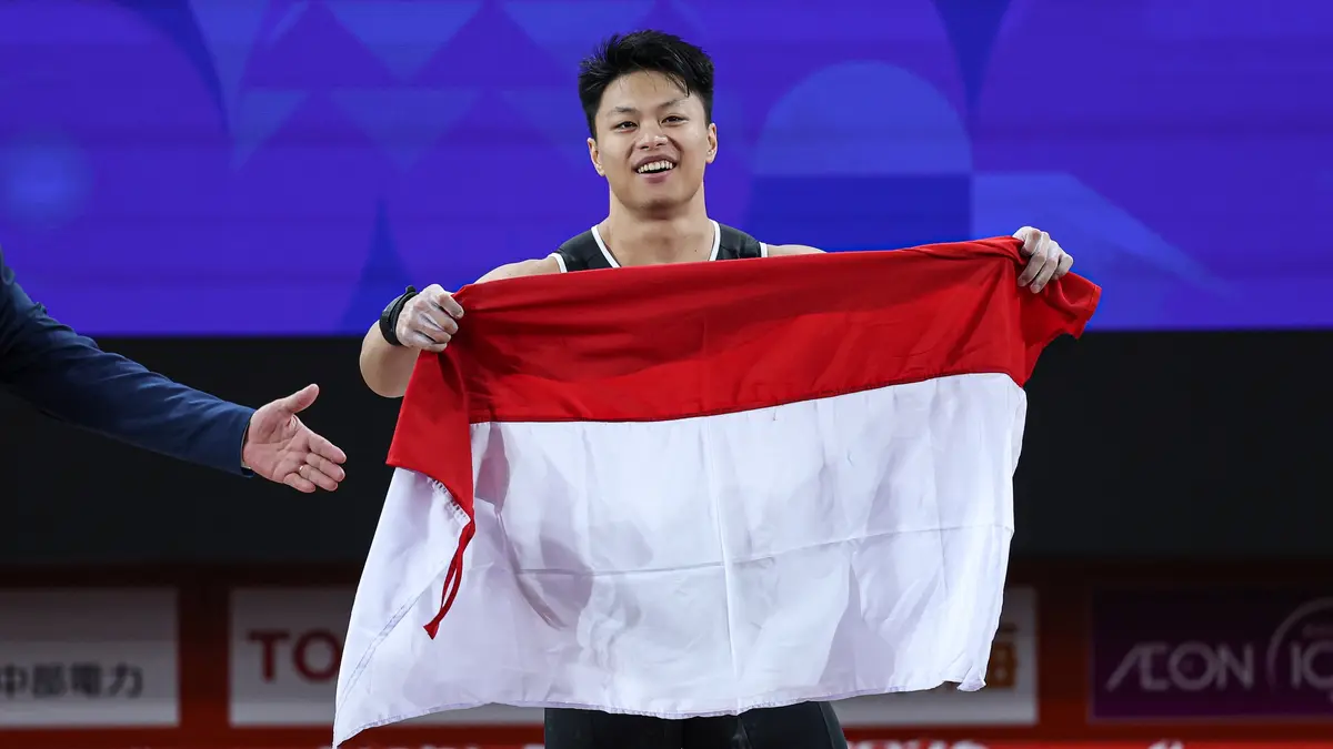 Rahmat Erwin Raih Emas Angkat Besi Kelas 75 Kg Asian Games 2026