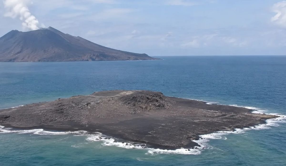 Heboh Daratan Baru di Selat Sunda, Pakar Ungkap Kaitannya dengan Erupsi Anak Krakatau