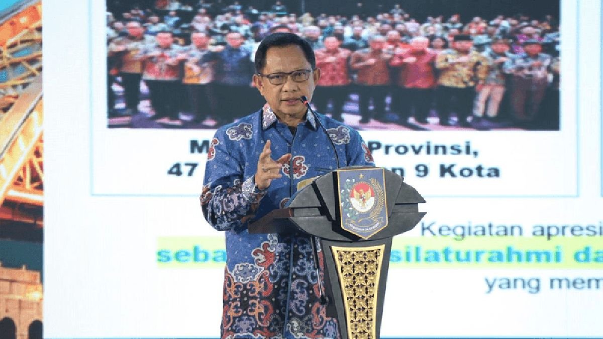 Tito Karnavian Larang Pembukaan Lahan dengan Membakar di Tengah Karhutla
