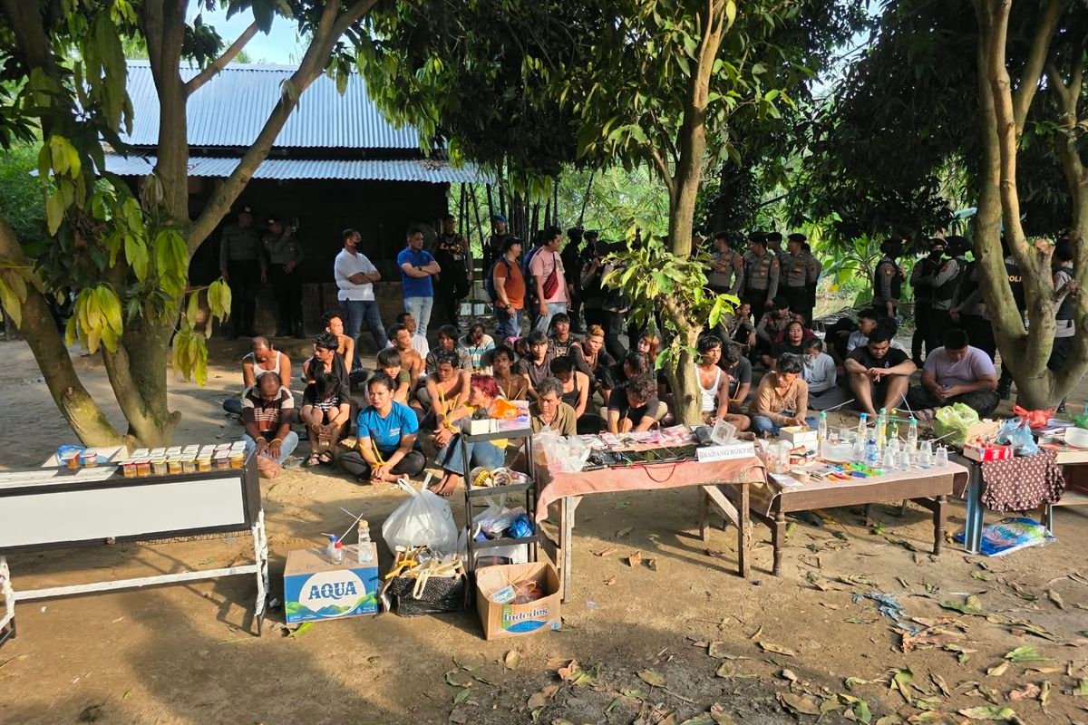 Polisi Gerebek 9 Sarang Narkoba di Sumut, 36 Orang Diamankan
