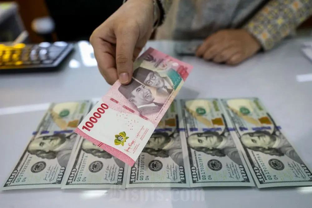 Rupiah Dibuka Menguat ke Rp17.911 per Dolar AS, Rawan Koreksi