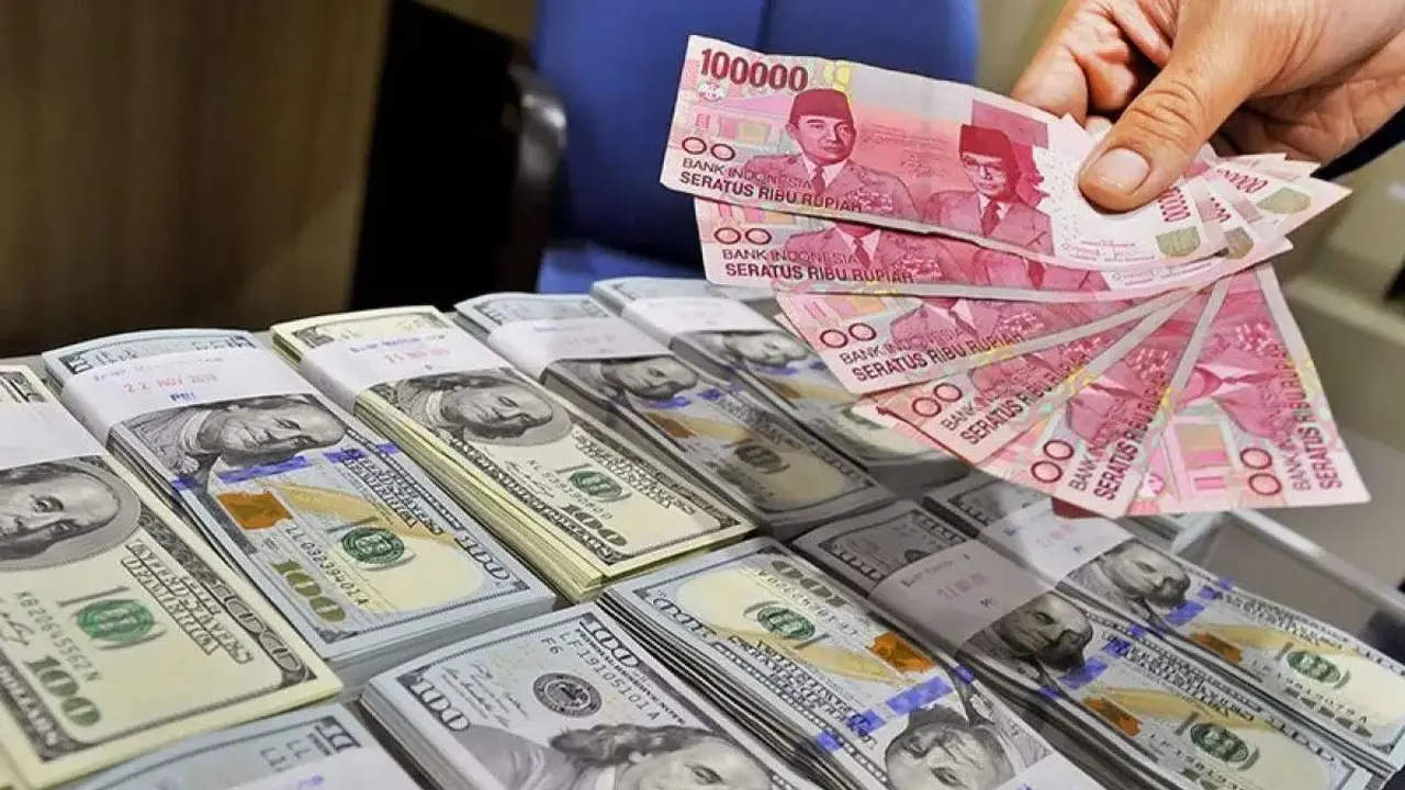 Rupiah Loyo, Nilai Tukar Tembus Rp17.906 per Dolar AS